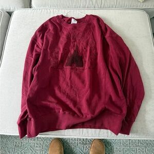Walt Disney World Burgundy Crewneck Size Small